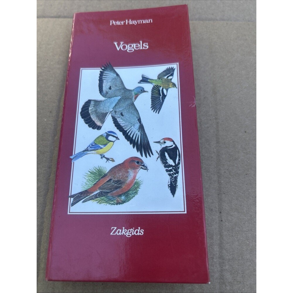 Illustrated Bird Guide  Written In Dutch.